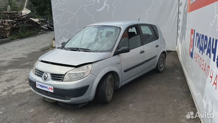 Решетка вентиляционная Renault Scenic 7700838358