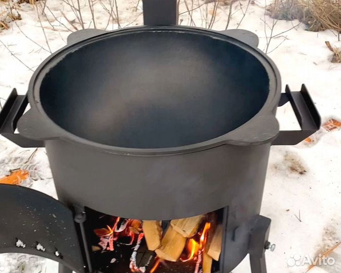 Казан чугунный с печкой