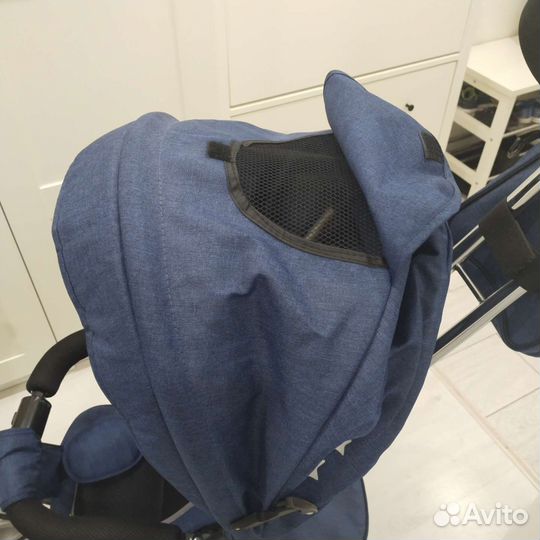 Трехколесный велосипед с ручкой