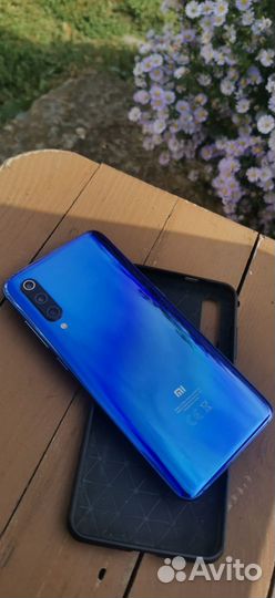 Xiaomi Mi 9, 6/128 ГБ