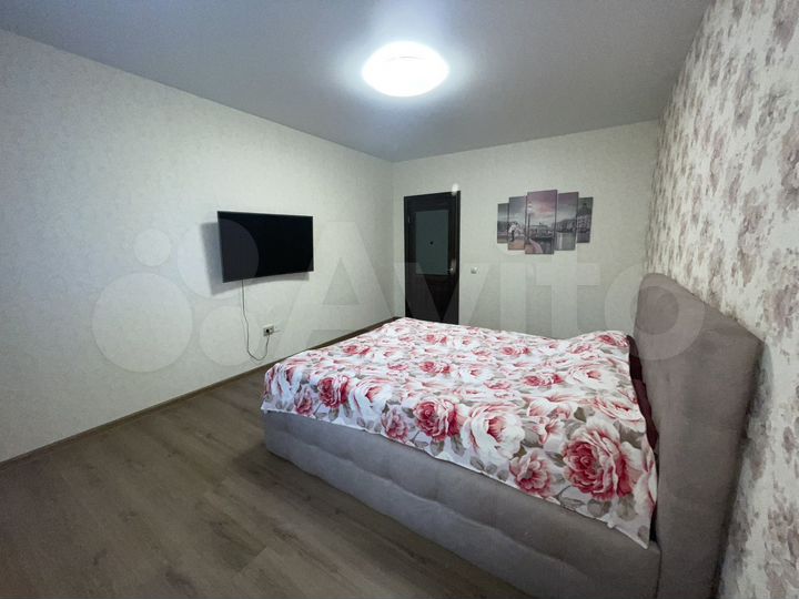 2-к. квартира, 68,7 м², 2/16 эт.