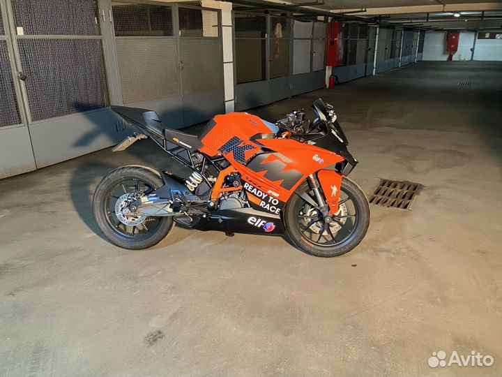 Продам мотоцикл KTM rc390