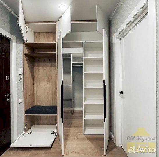 Шкаф распашной