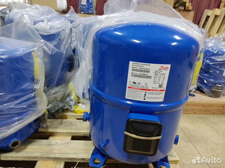 Герметичный поршневой компрессор Danfoss Maneurop