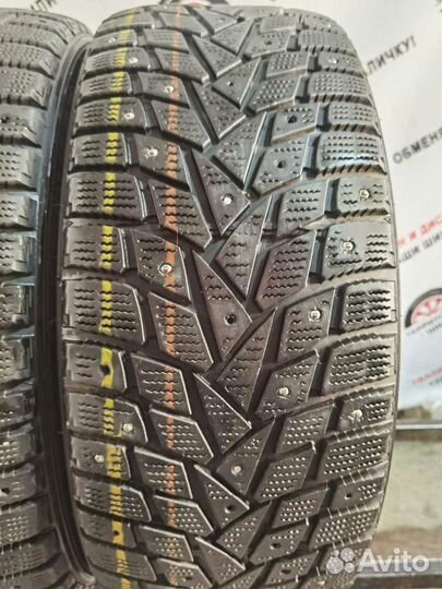 Dunlop SP Winter Ice 02 235/45 R17 97T