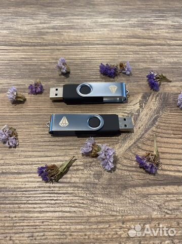 USB накопитель AMA 16 GB