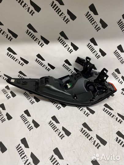 Задний правый внешний фонарь Lexus RX IV 2015-2019