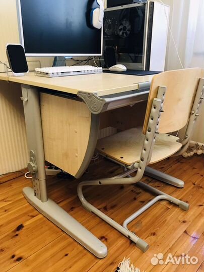 Растущая парта и стул