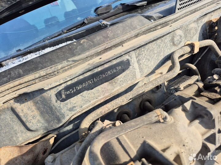 Nissan Almera 1.5 МТ, 2005, битый, 200 000 км