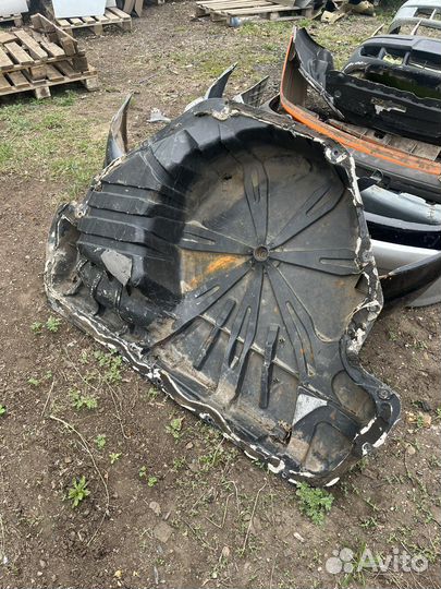 Задняя ниша башажника рено меган 2