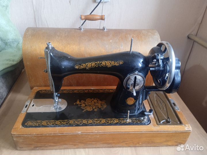 Швейная машинка бу