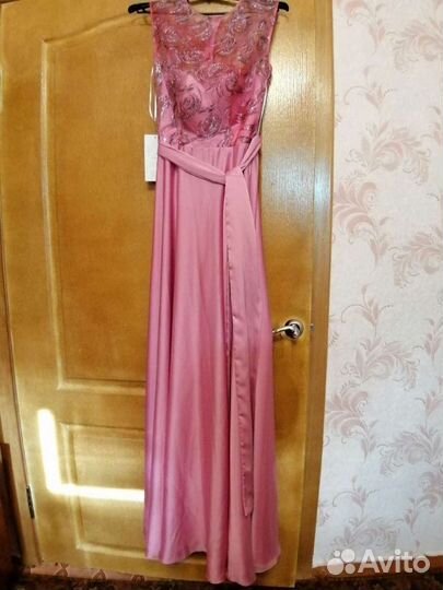 Платья вечерние 44-46