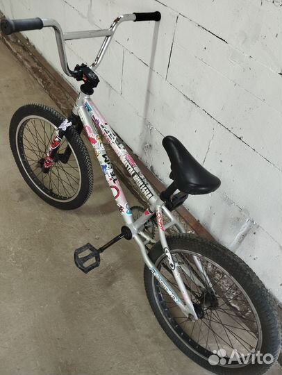 Трюковой велосипед BMX Tech team