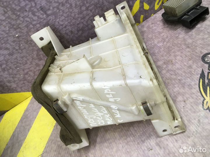 Реостат отопителя Резистор Pajero Паджеро 3 4