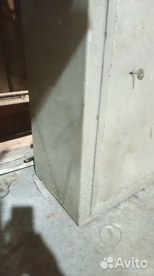 Продам сейф