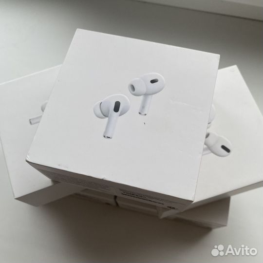 Наушники Apple AirPods Pro 2 MagSafe Lightning