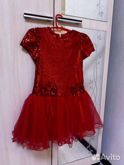 Нарядное платье