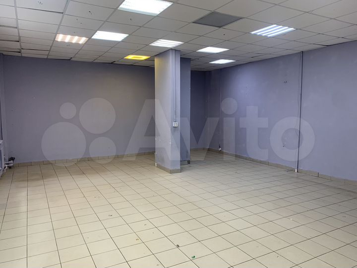 Торговая площадь, 99 м²