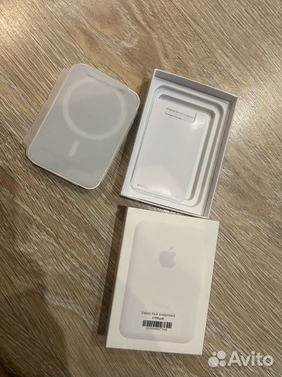 Внешний аккумулятор apple