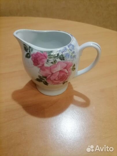 Чайник, молочник