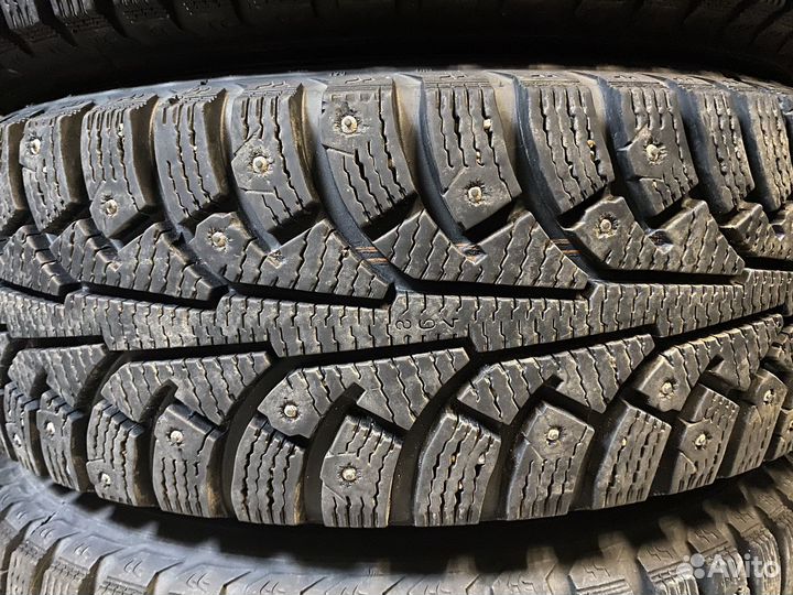 Колеса зима Nokian 185/65 R15, Веста, Ларгус