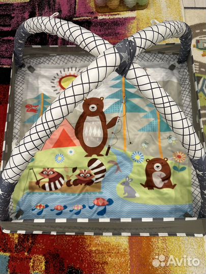 Развивающий коврик для малышей