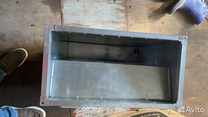 Прямоугольный канальный вентилятор вкп 50-25-4Е