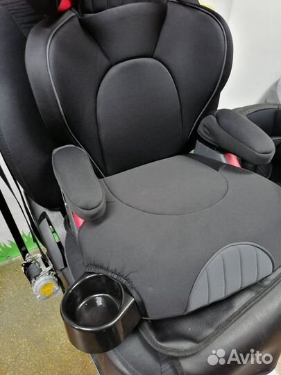 Компактное автокресло с 3 до 12 лет