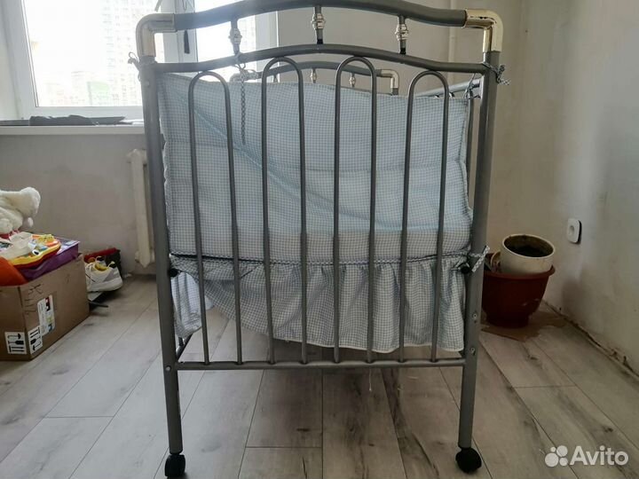 Детская кроватка с люлькой б/у