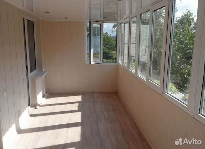 Окна на балкон с обшивкой