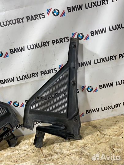 Крышка корпуса фильтра жабо Bmw X5 E70 2012