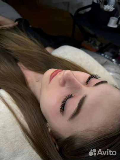 Наращивание ресниц на дому
