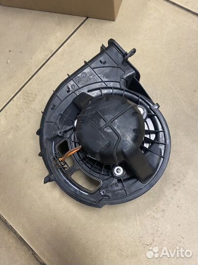 Вентилятор отопителя BMW X5, X6