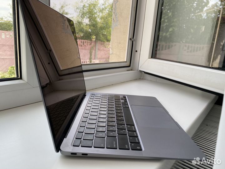 Apple macbook air 13 2020 m1 8gb 256