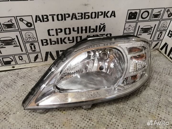 Фара левая для VAZ LADA Largus