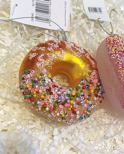 Стеклянный пончик в сахарной пудре игрушка на ёлку