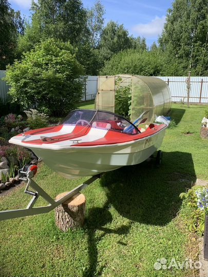Катер спортивный
