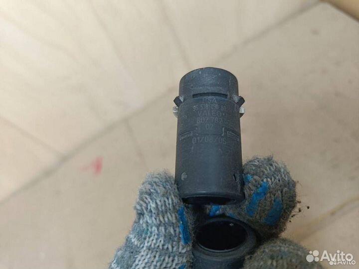 Парктроник Citroen C4 рест. LC 2010 9653849080