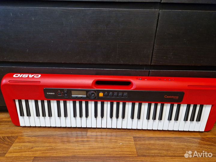 Синтезатор Casio CT-S200 RD