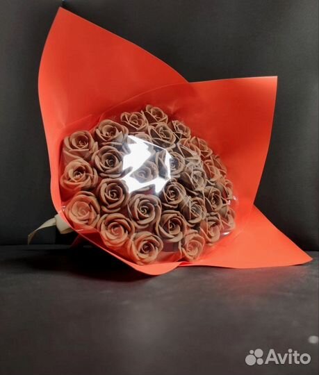 Розы из Молочного Шоколада - 29 шт в Букете