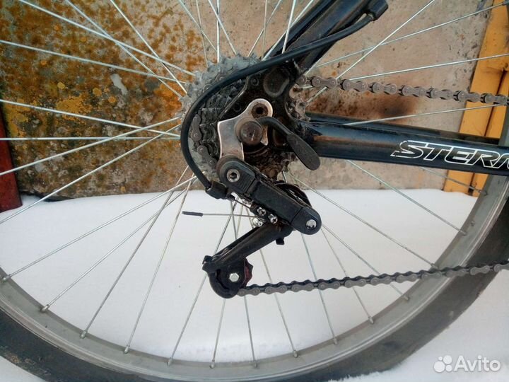 Велосипед аллюминиевой рамой