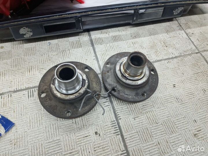 Задние ступицы 5х112 Audi 80 B4 / A4 B5 Quattro