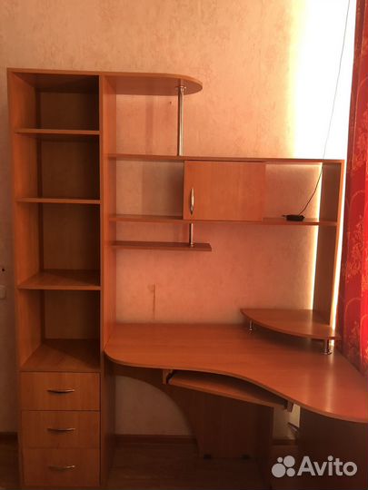 Компьютерный стол