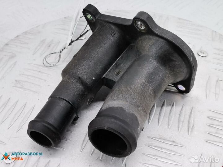 Корпус термостата Ford C-Max рест. 2008 1707050