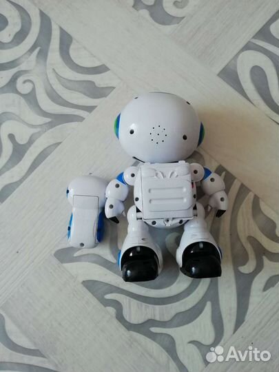 Игрушка робот новый машинка развивающие