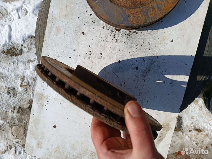 Тормозные диски Дэу Нексия 2011г