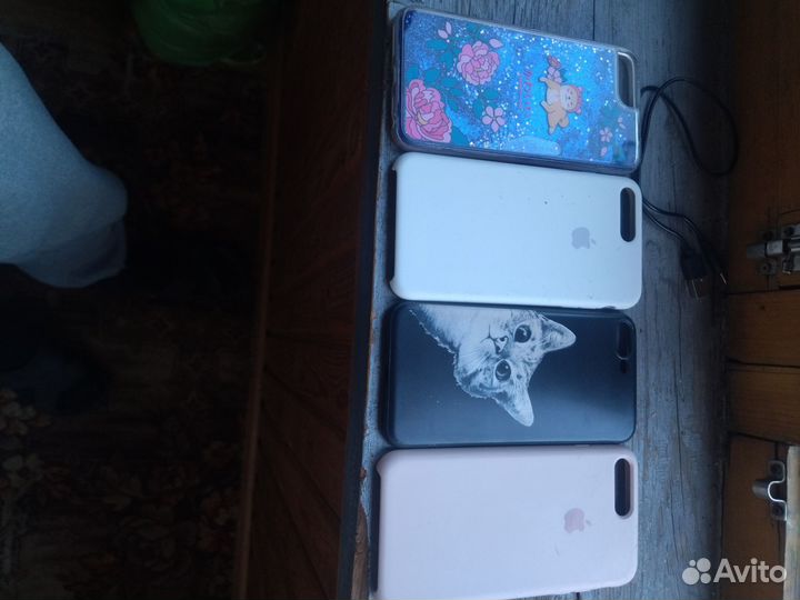 Чехлы на айфон
