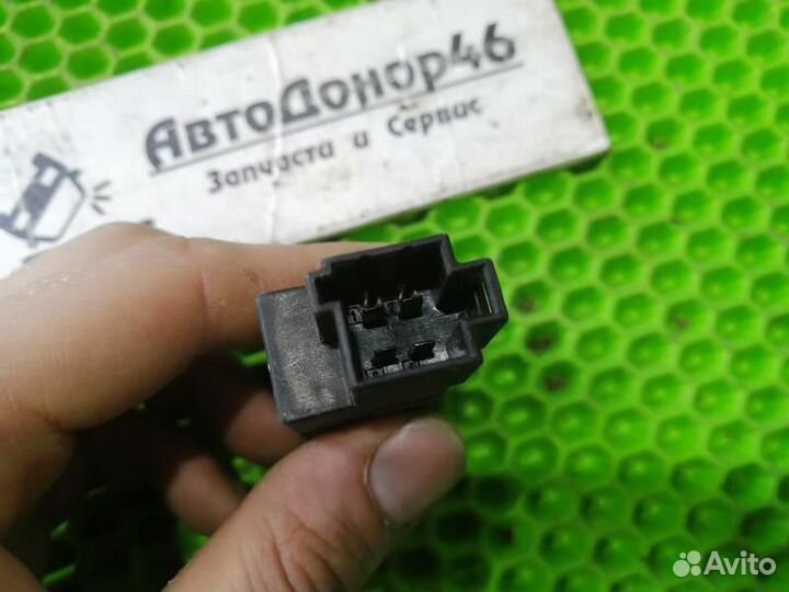 Датчик педали тормоза концевик Mercedes ML W163