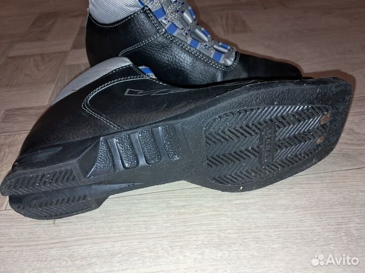 Лыжные ботинки 36 размер