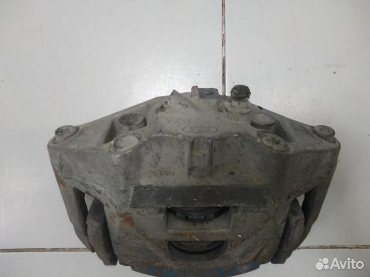 Суппорт передний правый Audi A6 C6 4F2